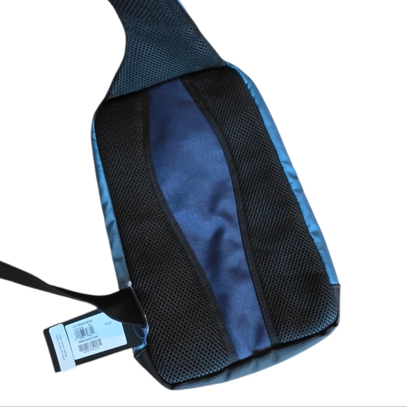 Oakley Utility One Shoulder Bag 921432 Mens Foggy Blue NWT - Picture 3 of 14